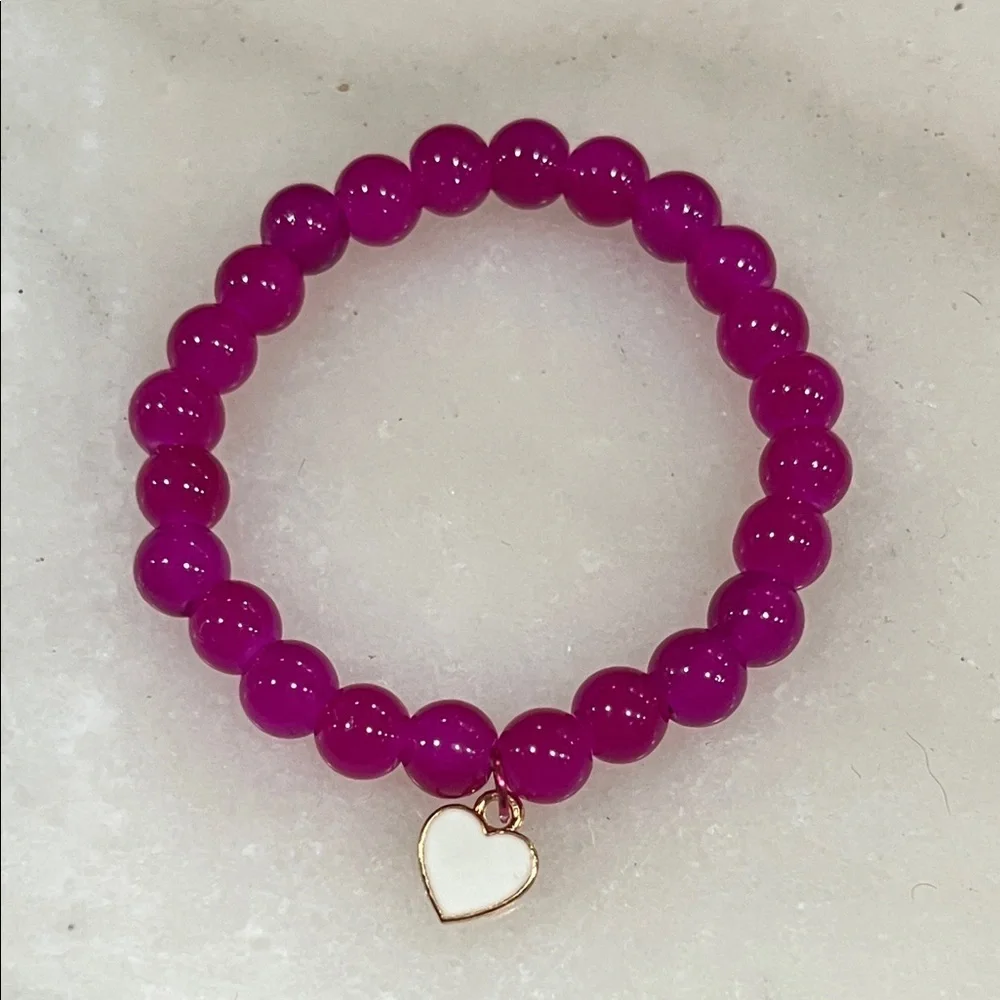 Vibrant Purple Beaded Bracelet with Heart Charm